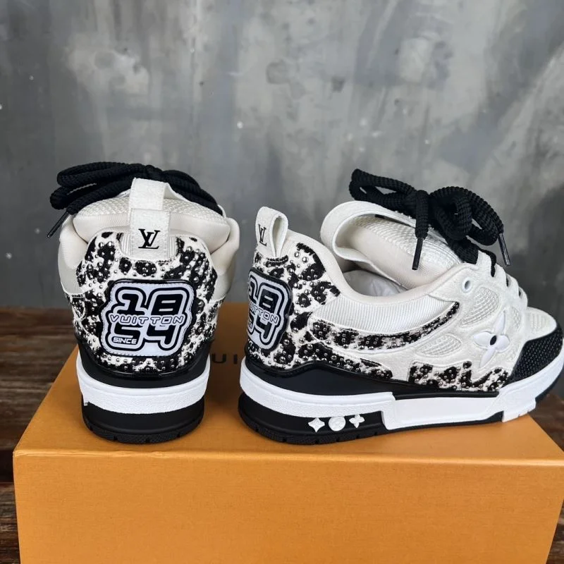 Louis Vuitton Trainer Sneaker Attractive 30425