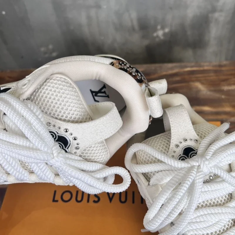 Louis Vuitton Trainer Sneaker Functional 30403