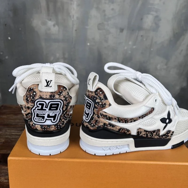 Louis Vuitton Trainer Sneaker Functional 30403