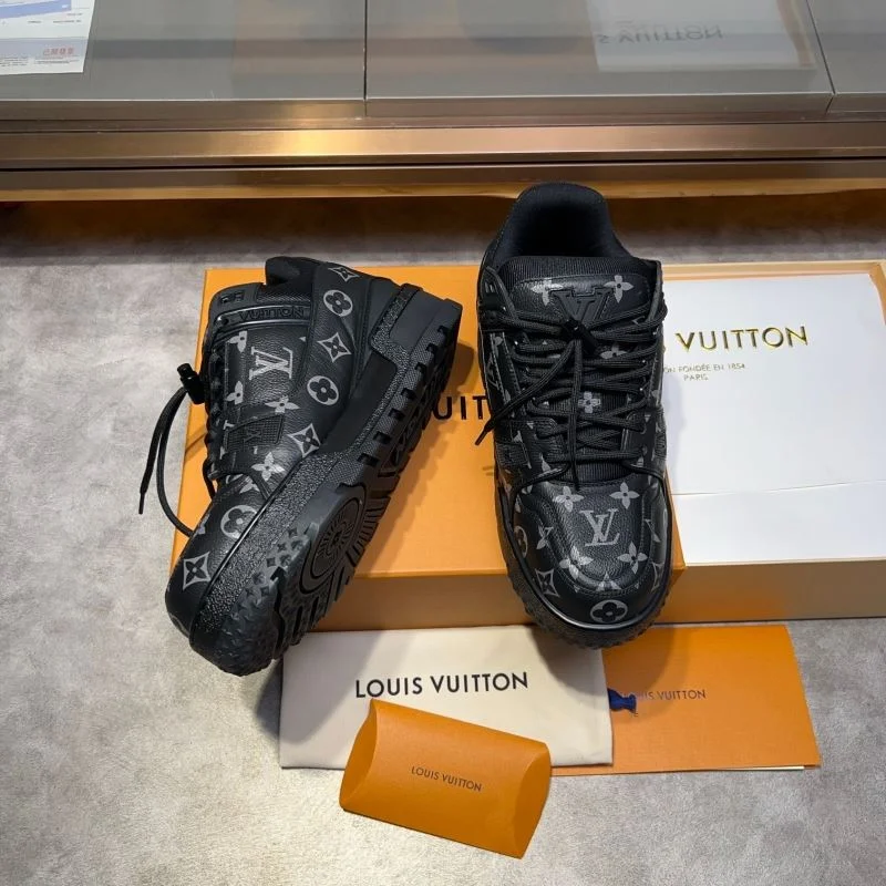 Louis Vuitton Trainer Sneaker UrbanStyle 30414