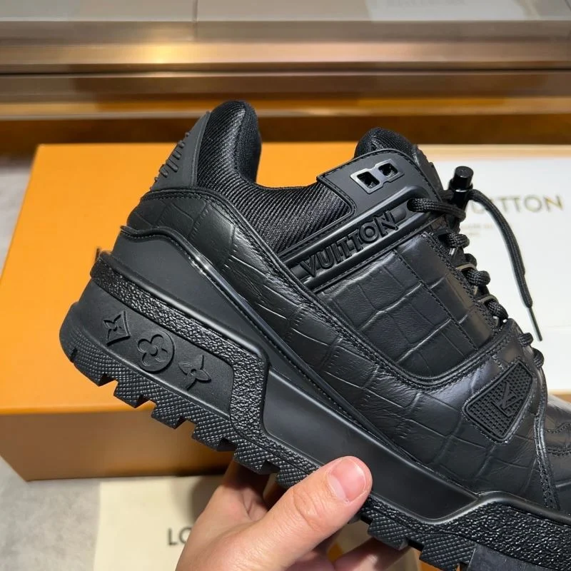 Louis Vuitton Trainer Sneaker Seasonal 30415