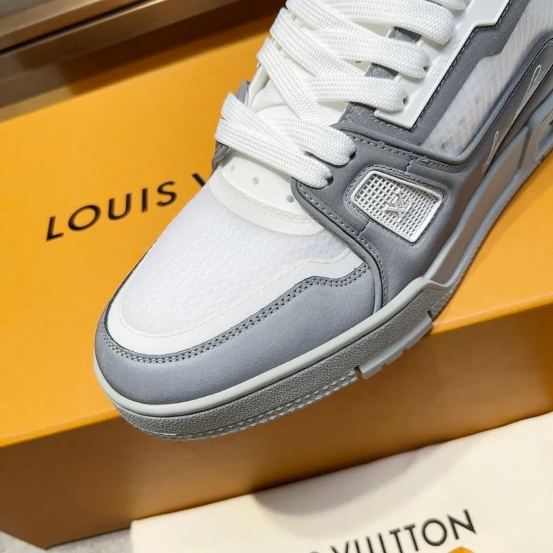 Louis Vuitton Trainer Sneaker Lightweight 30416