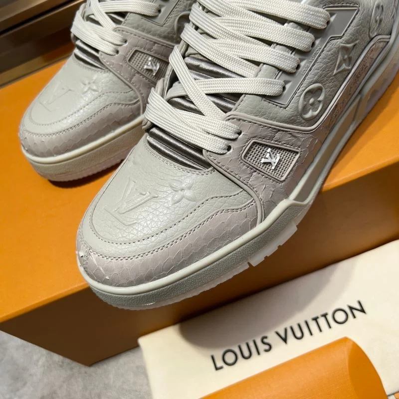 Louis Vuitton Trainer Sneaker SmartChoice 30421