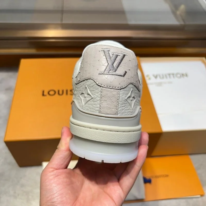 Louis Vuitton Trainer Sneaker SmartChoice 30421
