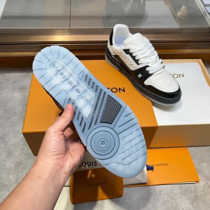 Louis Vuitton Trainer Sneaker Functional 30419