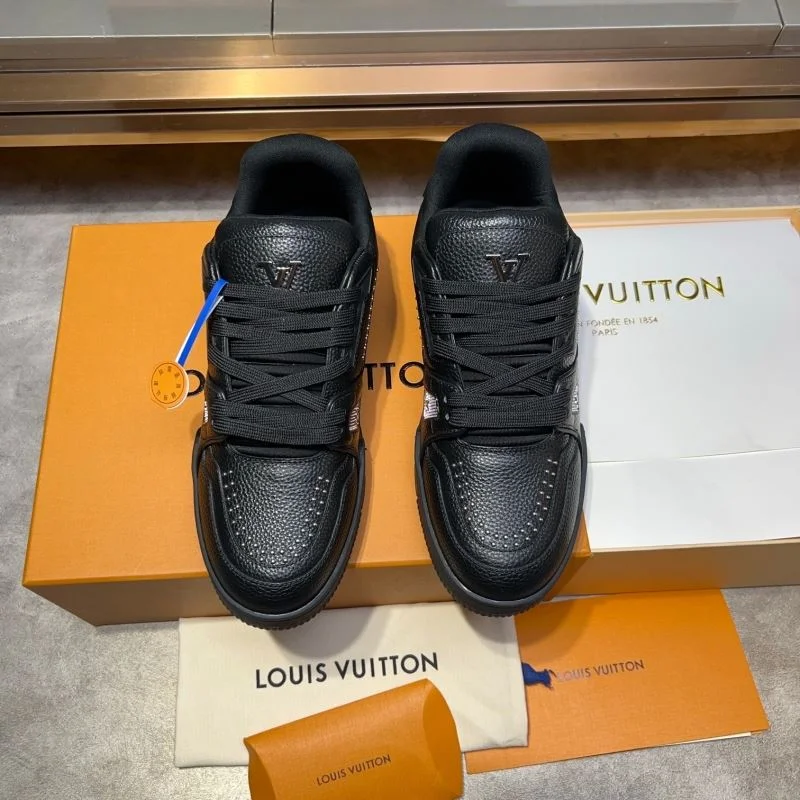 WrinkleFree Louis Vuitton Trainer Sneaker 30405