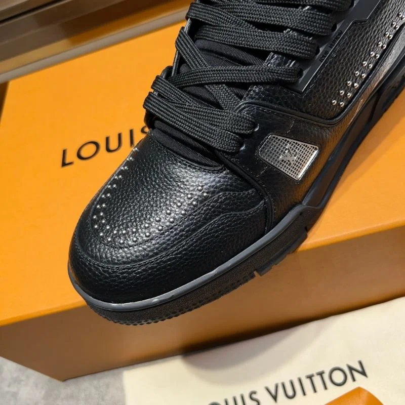 WrinkleFree Louis Vuitton Trainer Sneaker 30405