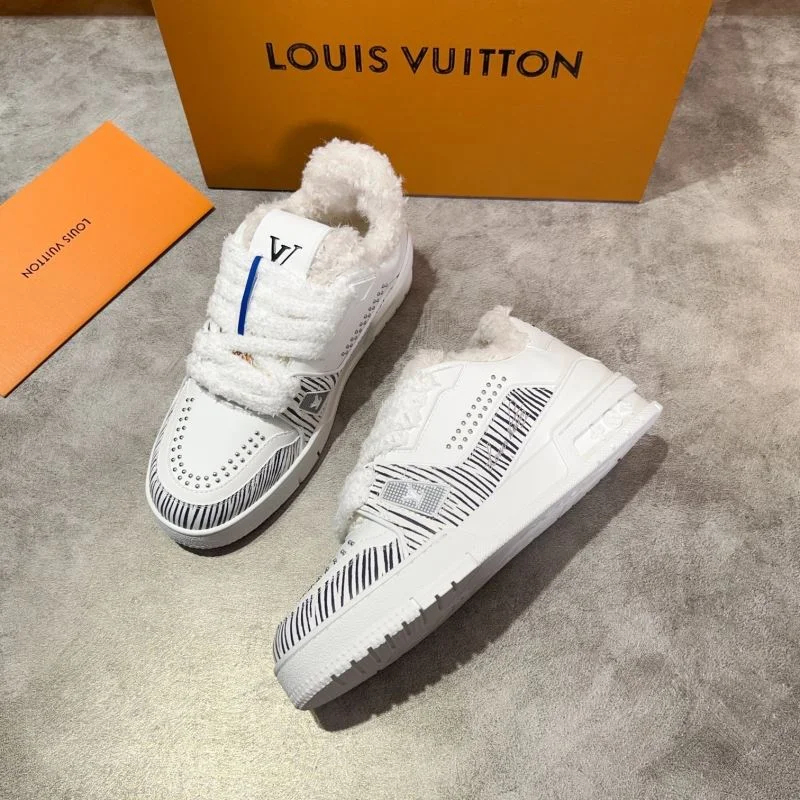 Effortless Louis Vuitton Trainer Sneaker 30394