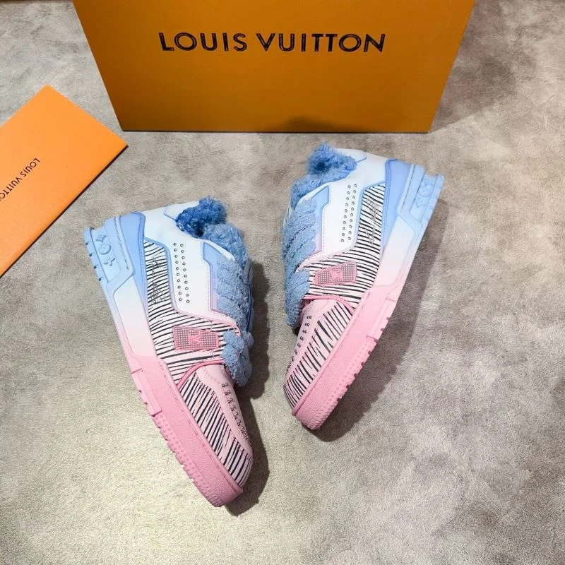 Louis Vuitton Trainer Sneaker RelaxedFit 30408