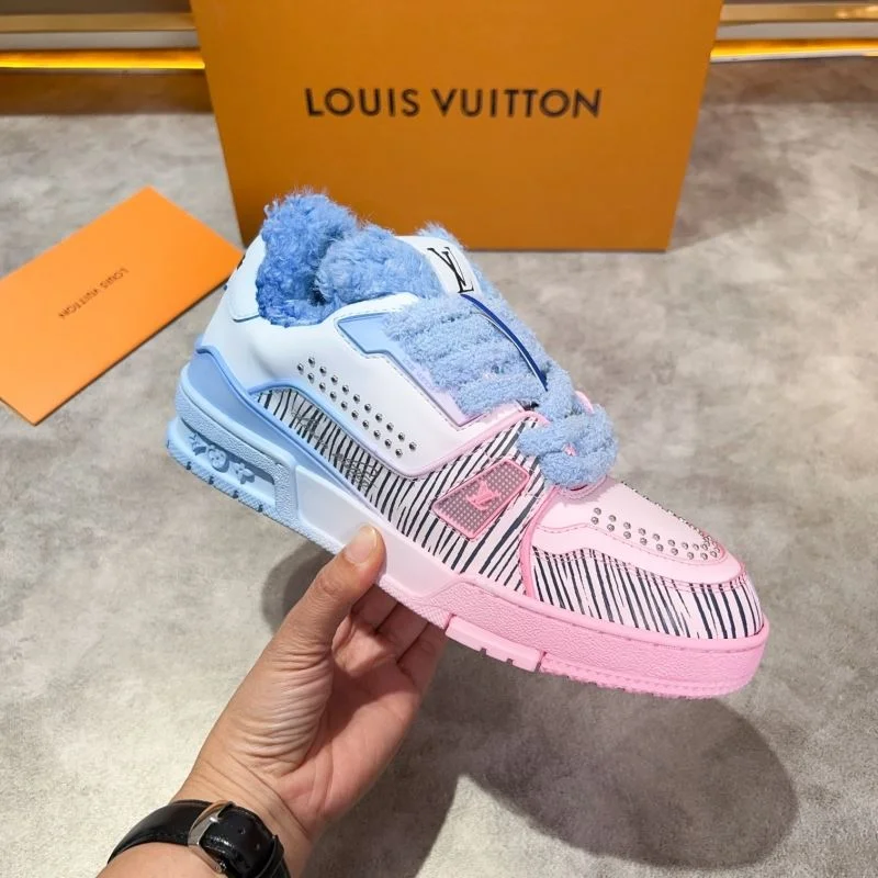 Louis Vuitton Trainer Sneaker RelaxedFit 30408