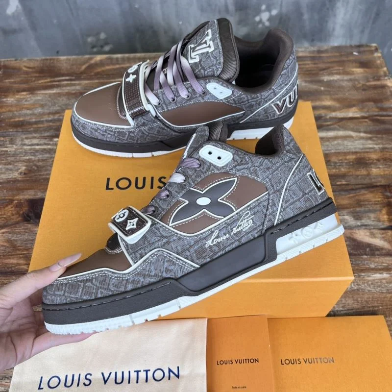 HighQuality Louis Vuitton Trainer Sneaker 30390