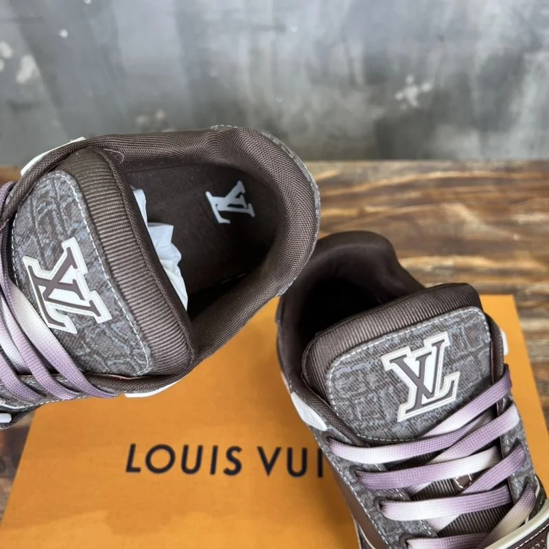 HighQuality Louis Vuitton Trainer Sneaker 30390