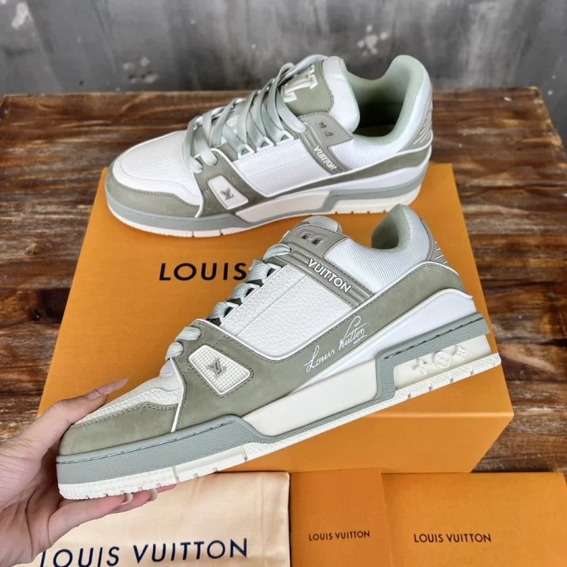UrbanChic Louis Vuitton Trainer Sneaker 30389