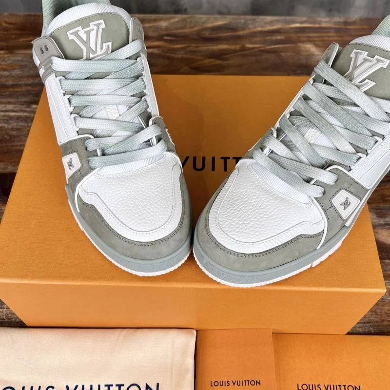 UrbanChic Louis Vuitton Trainer Sneaker 30389
