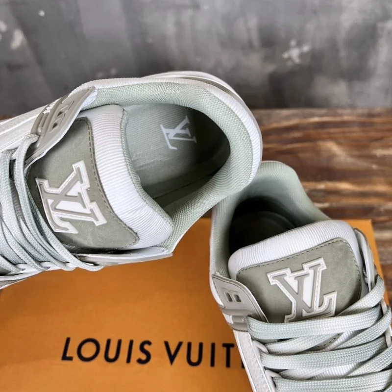 UrbanChic Louis Vuitton Trainer Sneaker 30389