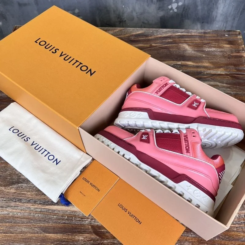 ComfortFit Louis Vuitton Trainer Sneaker 30388