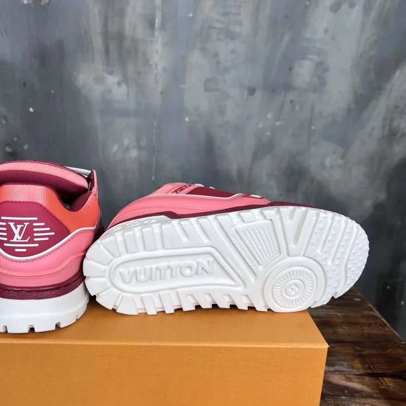 ComfortFit Louis Vuitton Trainer Sneaker 30388