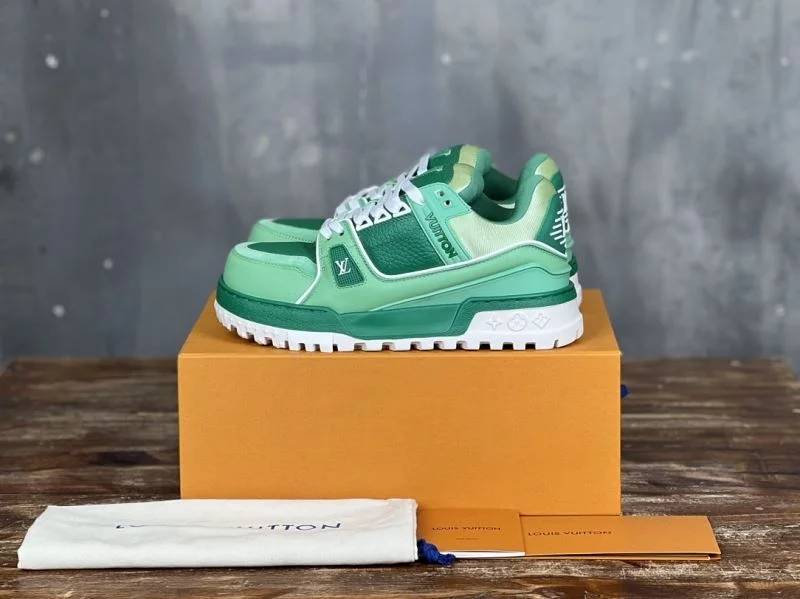 Louis Vuitton Trainer Sneaker FashionForward 30386