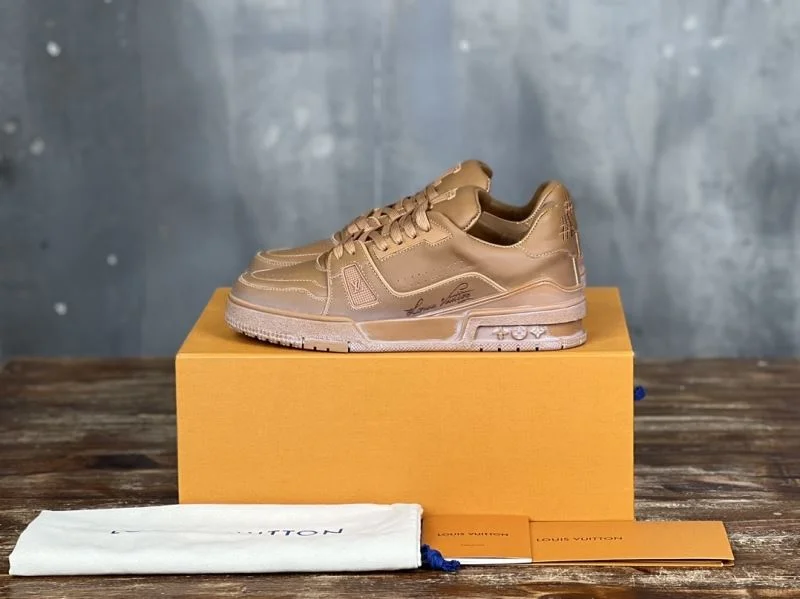 RelaxedFit Louis Vuitton Trainer Sneaker 30384