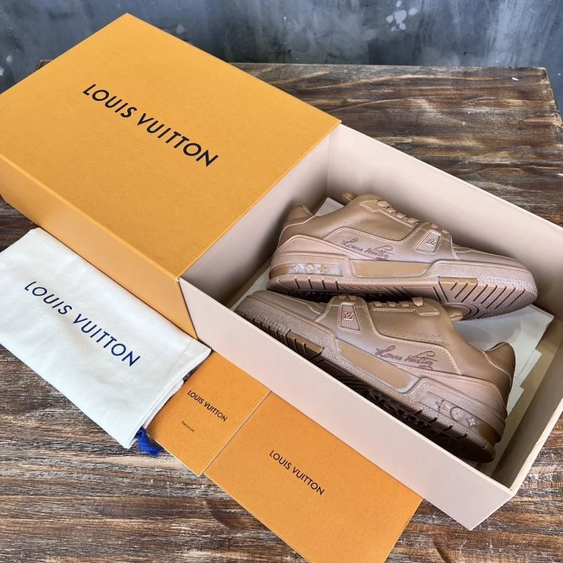 RelaxedFit Louis Vuitton Trainer Sneaker 30384