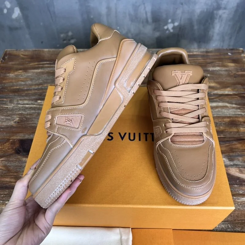 RelaxedFit Louis Vuitton Trainer Sneaker 30384