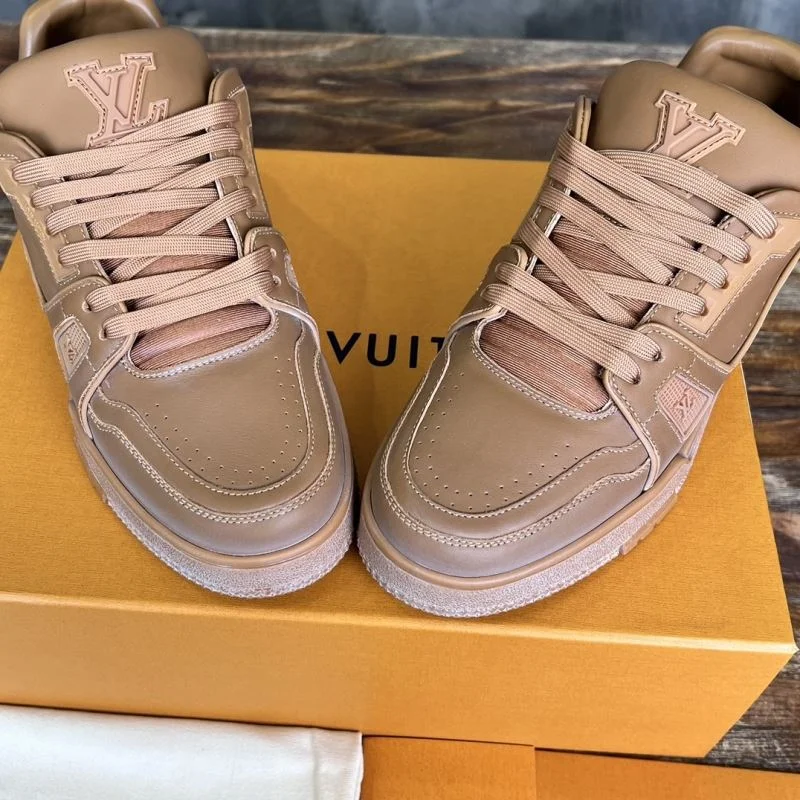RelaxedFit Louis Vuitton Trainer Sneaker 30384