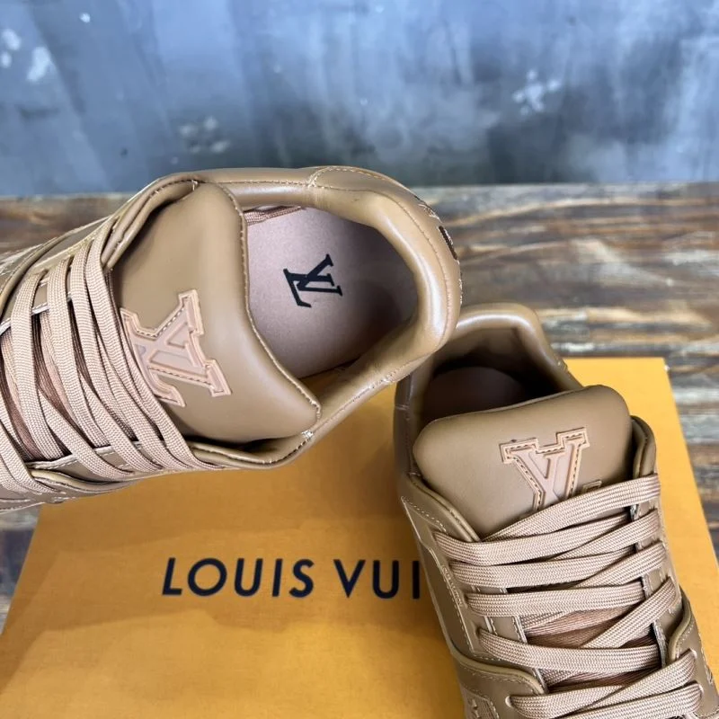 RelaxedFit Louis Vuitton Trainer Sneaker 30384