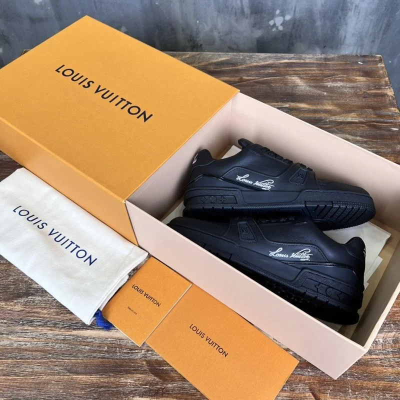 Louis Vuitton Trainer Sneaker TravelReady 30375