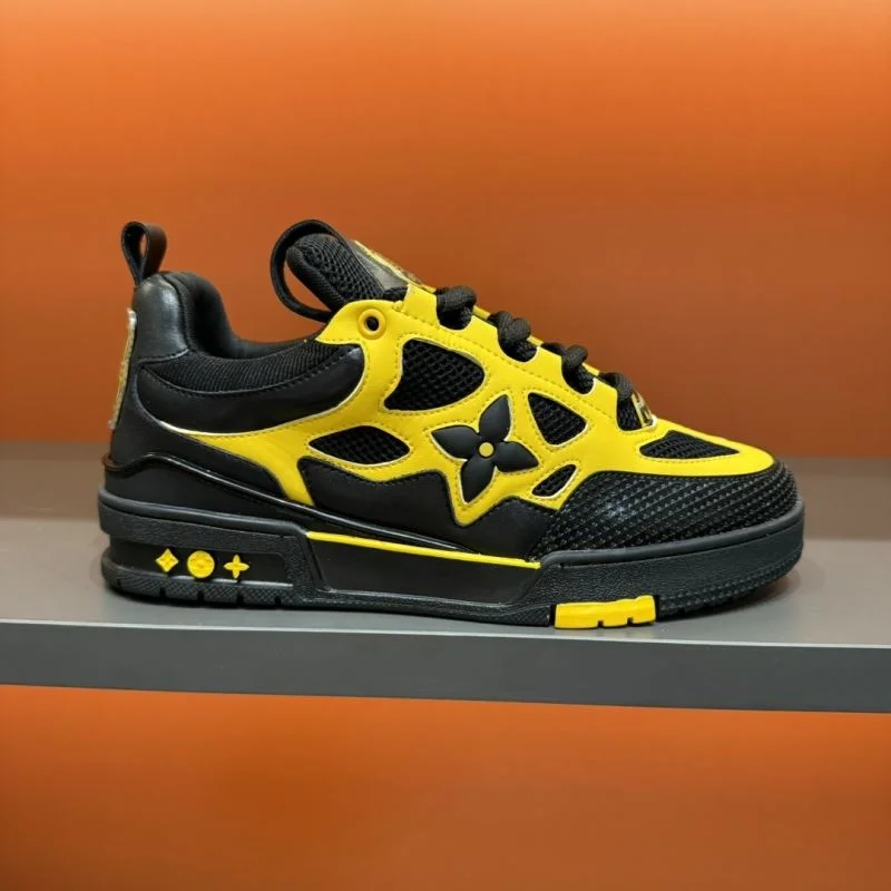 Functional Louis Vuitton Trainer Sneaker 30379