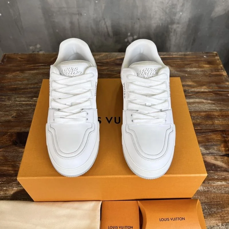 SoftTouch Louis Vuitton Trainer Sneaker 30369