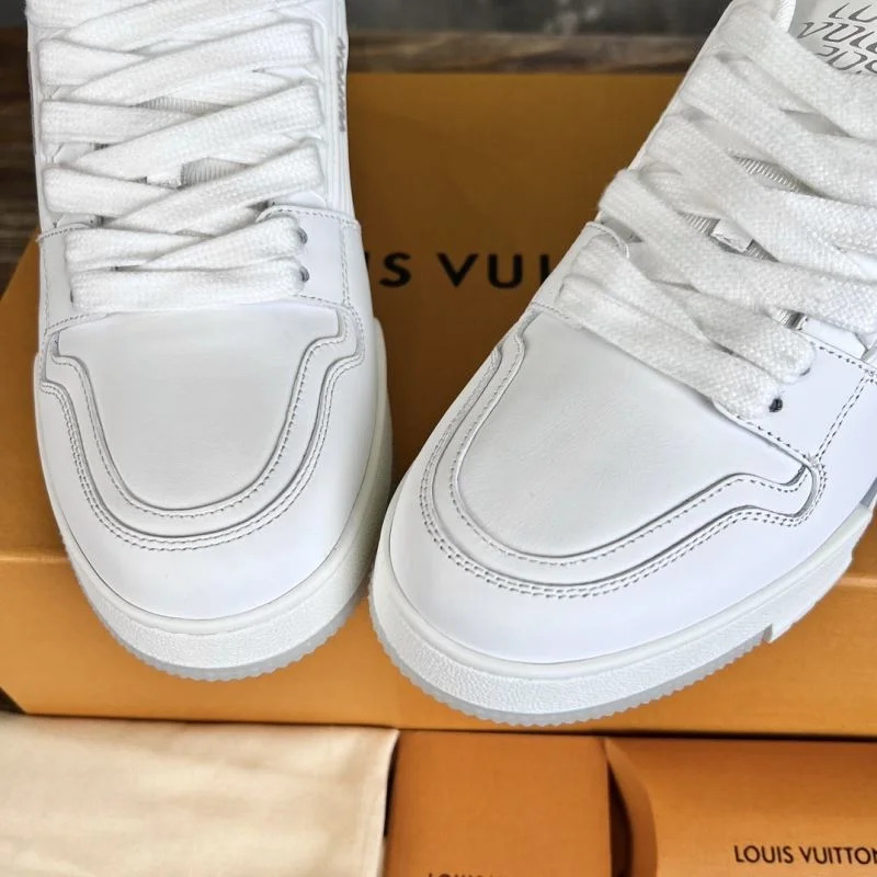SoftTouch Louis Vuitton Trainer Sneaker 30369