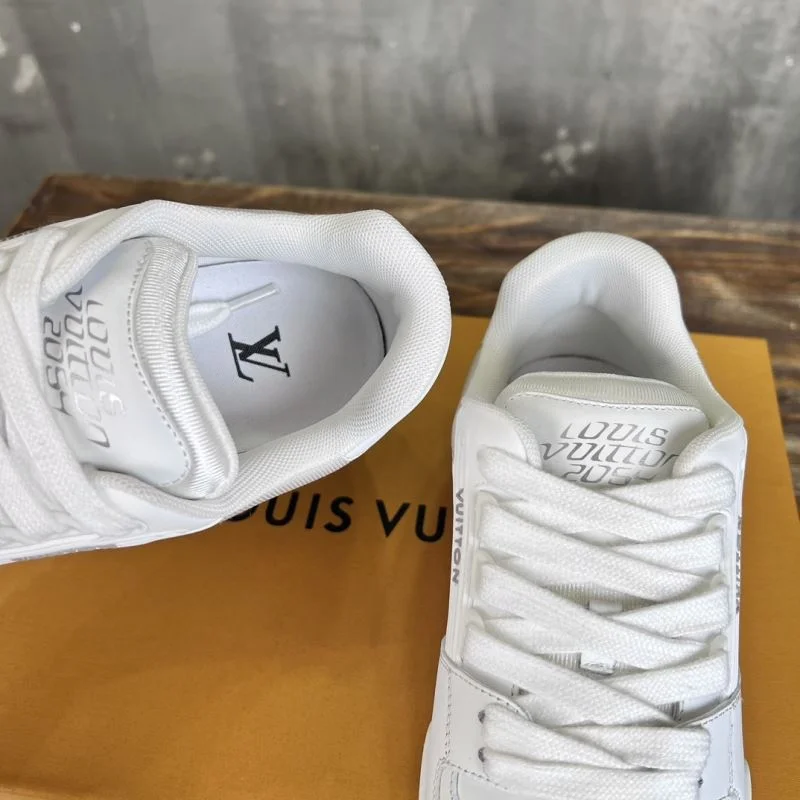 SoftTouch Louis Vuitton Trainer Sneaker 30369