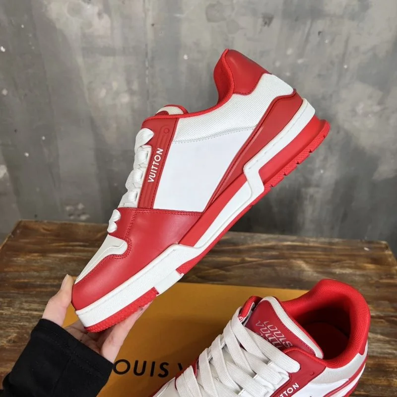 SmoothTexture Louis Vuitton Trainer Sneaker 30366