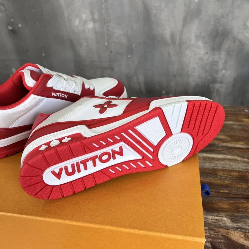 SmoothTexture Louis Vuitton Trainer Sneaker 30366