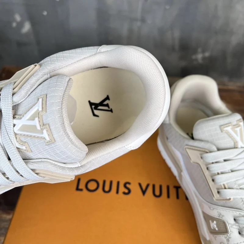 Louis Vuitton Trainer Sneaker Sustainable 30365
