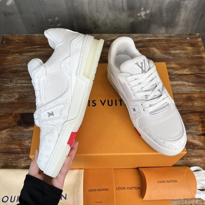 Louis Vuitton Trainer Sneaker OnTrend 30357
