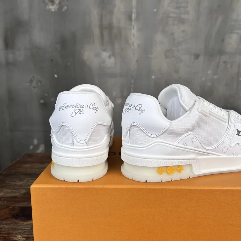 Louis Vuitton Trainer Sneaker OnTrend 30357