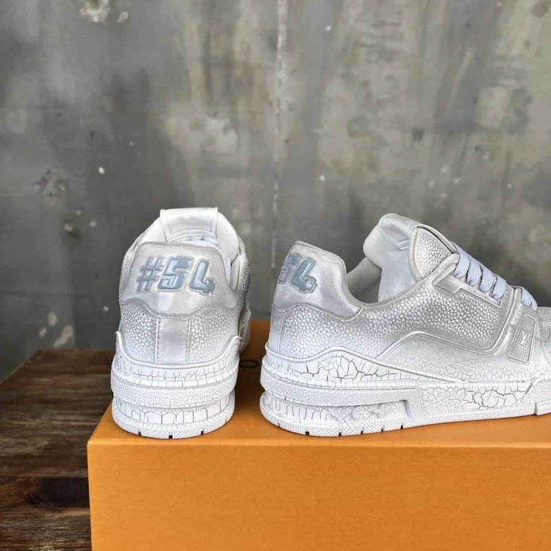 Durable Louis Vuitton Trainer Sneaker 30355