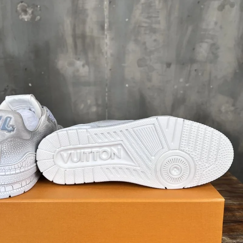 Durable Louis Vuitton Trainer Sneaker 30355