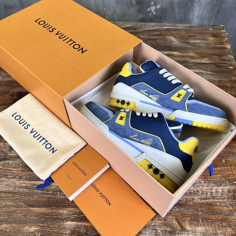 Louis Vuitton Trainer Sneaker Chic 30353