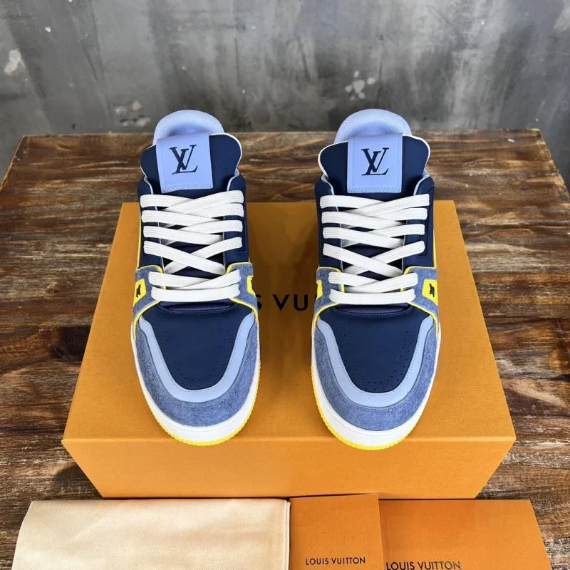 Louis Vuitton Trainer Sneaker Chic 30353