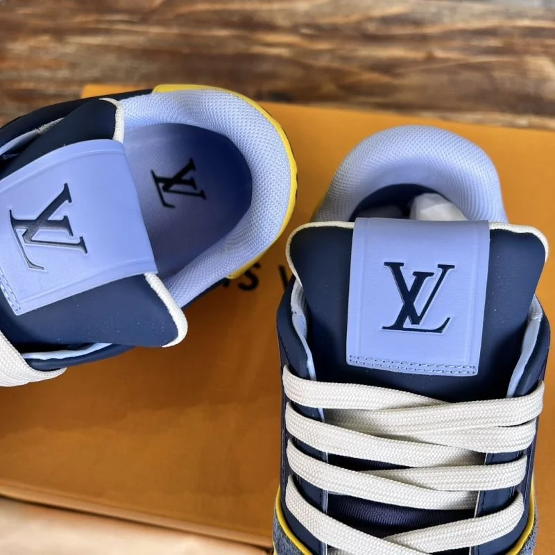 Louis Vuitton Trainer Sneaker Chic 30353