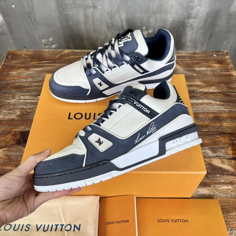 Durable Louis Vuitton Trainer Sneaker 30314