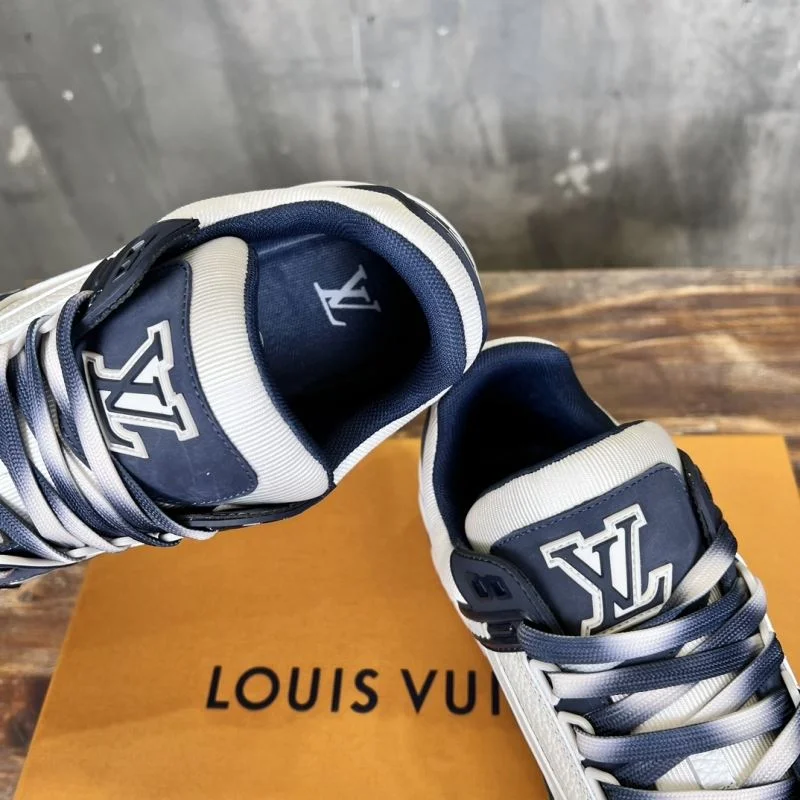 Durable Louis Vuitton Trainer Sneaker 30314