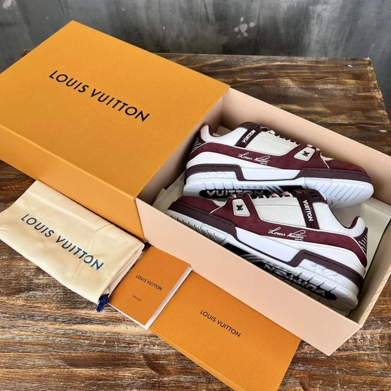 RelaxedFit Louis Vuitton Trainer Sneaker 30349