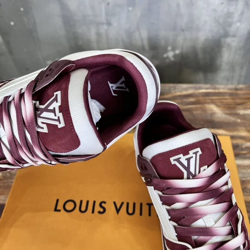 RelaxedFit Louis Vuitton Trainer Sneaker 30349