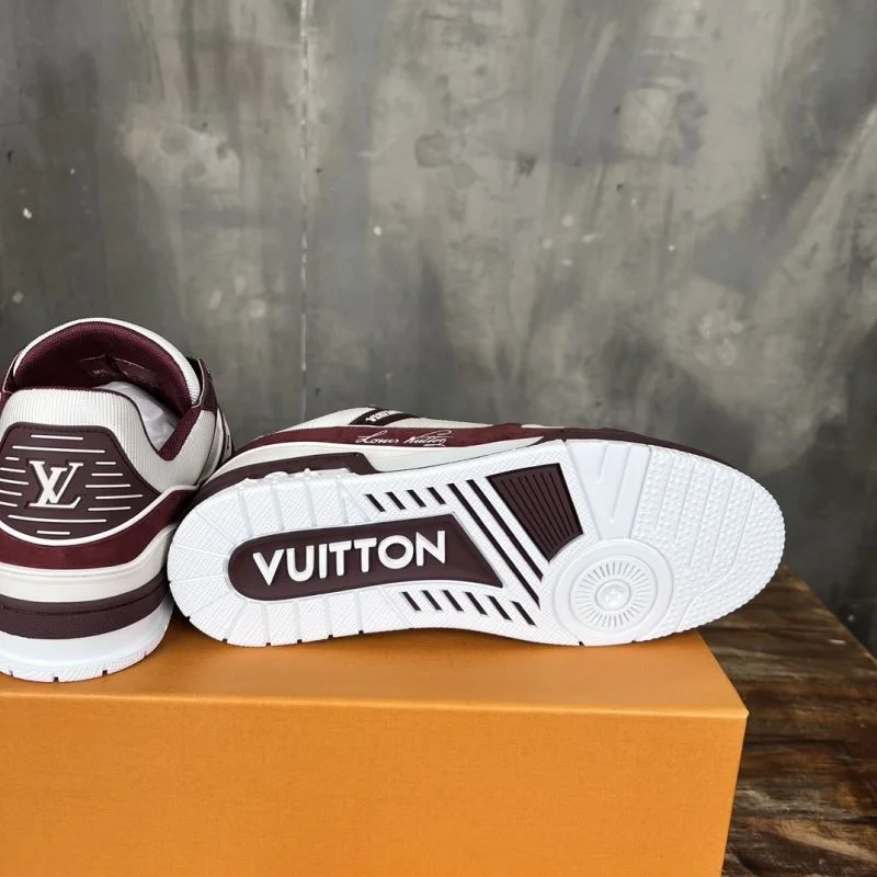 RelaxedFit Louis Vuitton Trainer Sneaker 30349