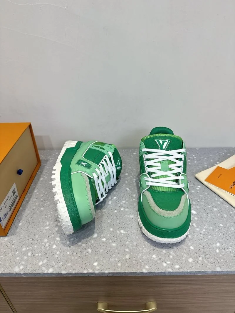 Louis Vuitton Trainer Sneaker Comfortable 31595