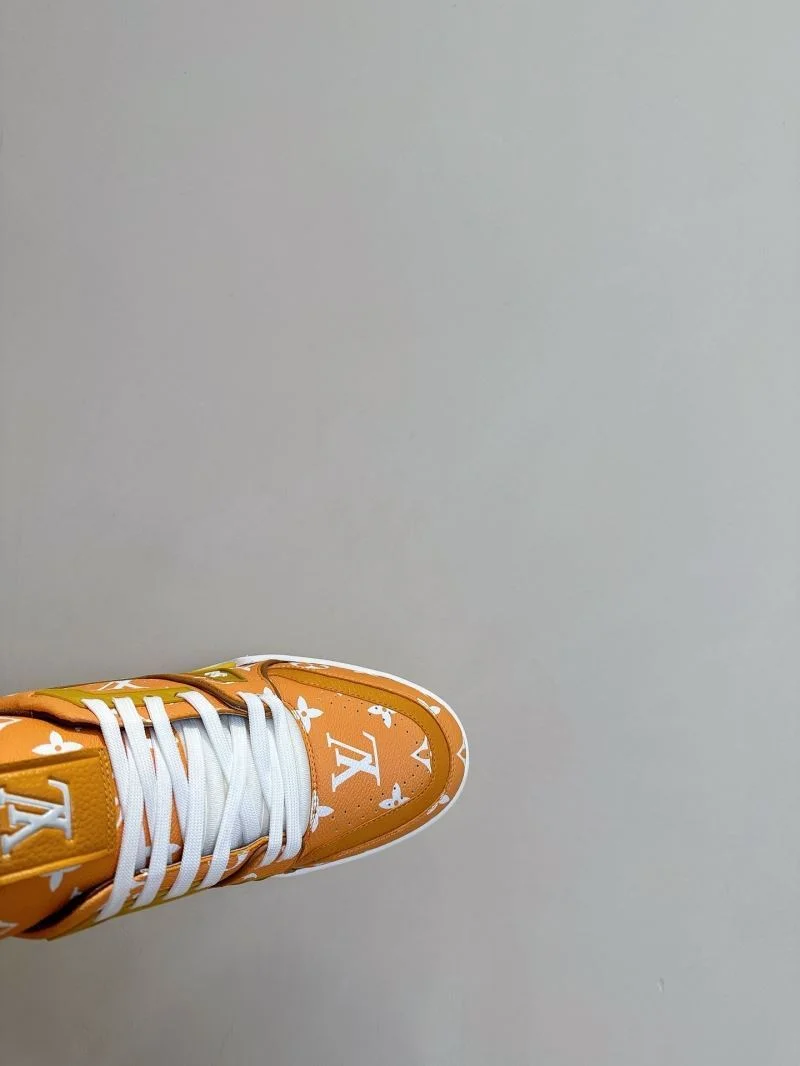 Louis Vuitton Trainer Sneaker DailyWear 31580