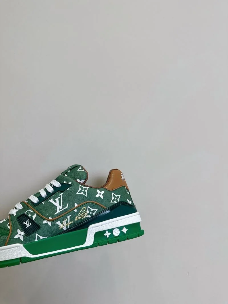 Louis Vuitton Trainer Sneaker TimelessDesign 31562